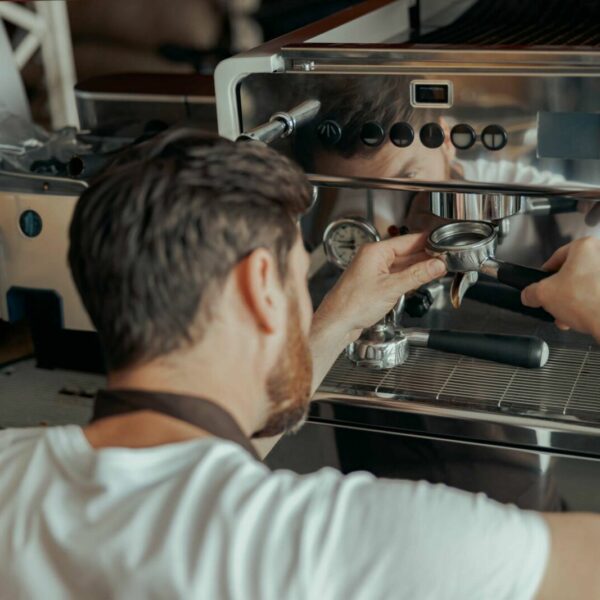 Koffiemachine onderhoud in Alphen aan den Rijn